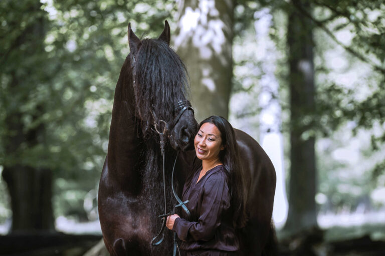 Hestehvisker Ditte Young